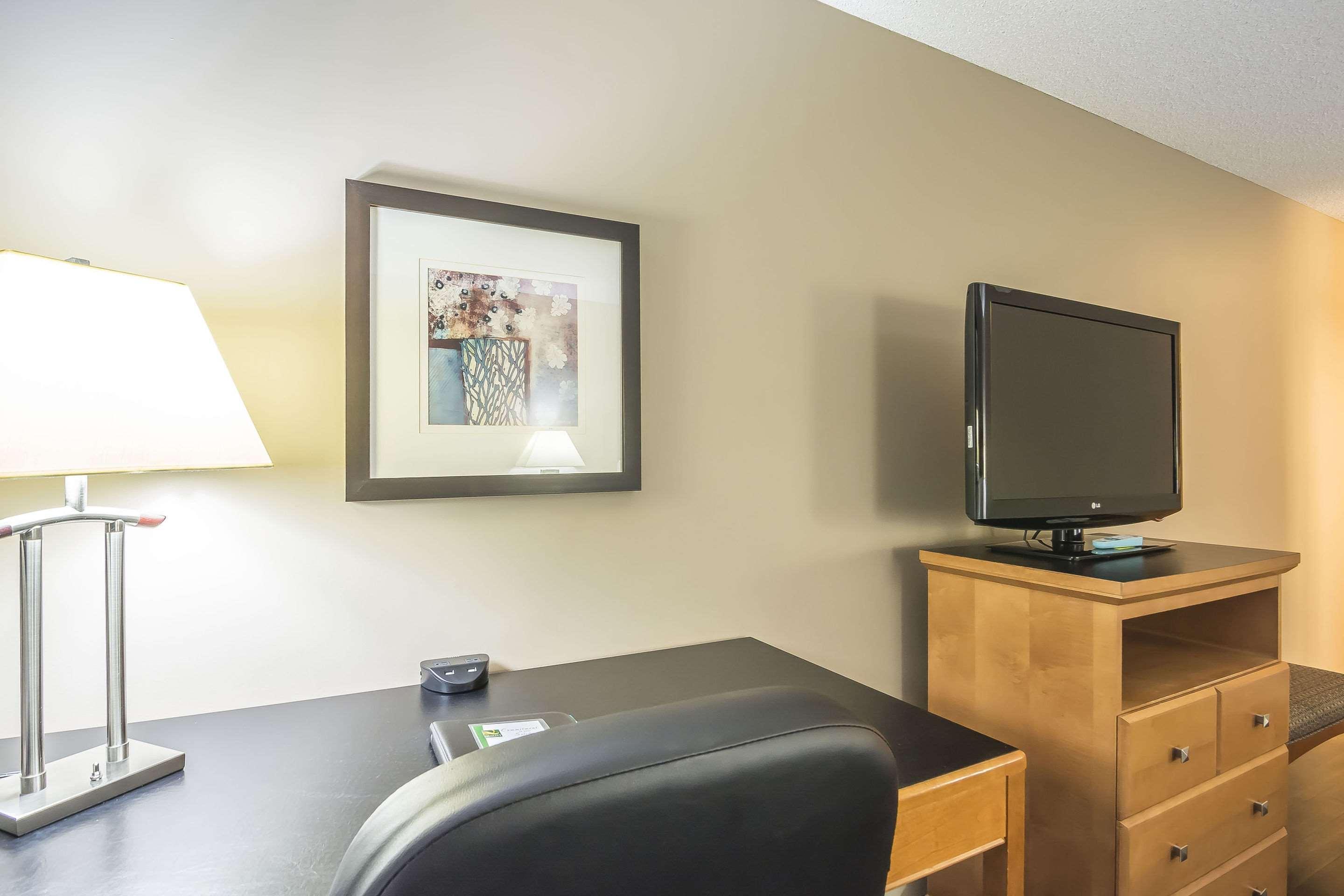 Quality Inn West Edmonton Luaran gambar