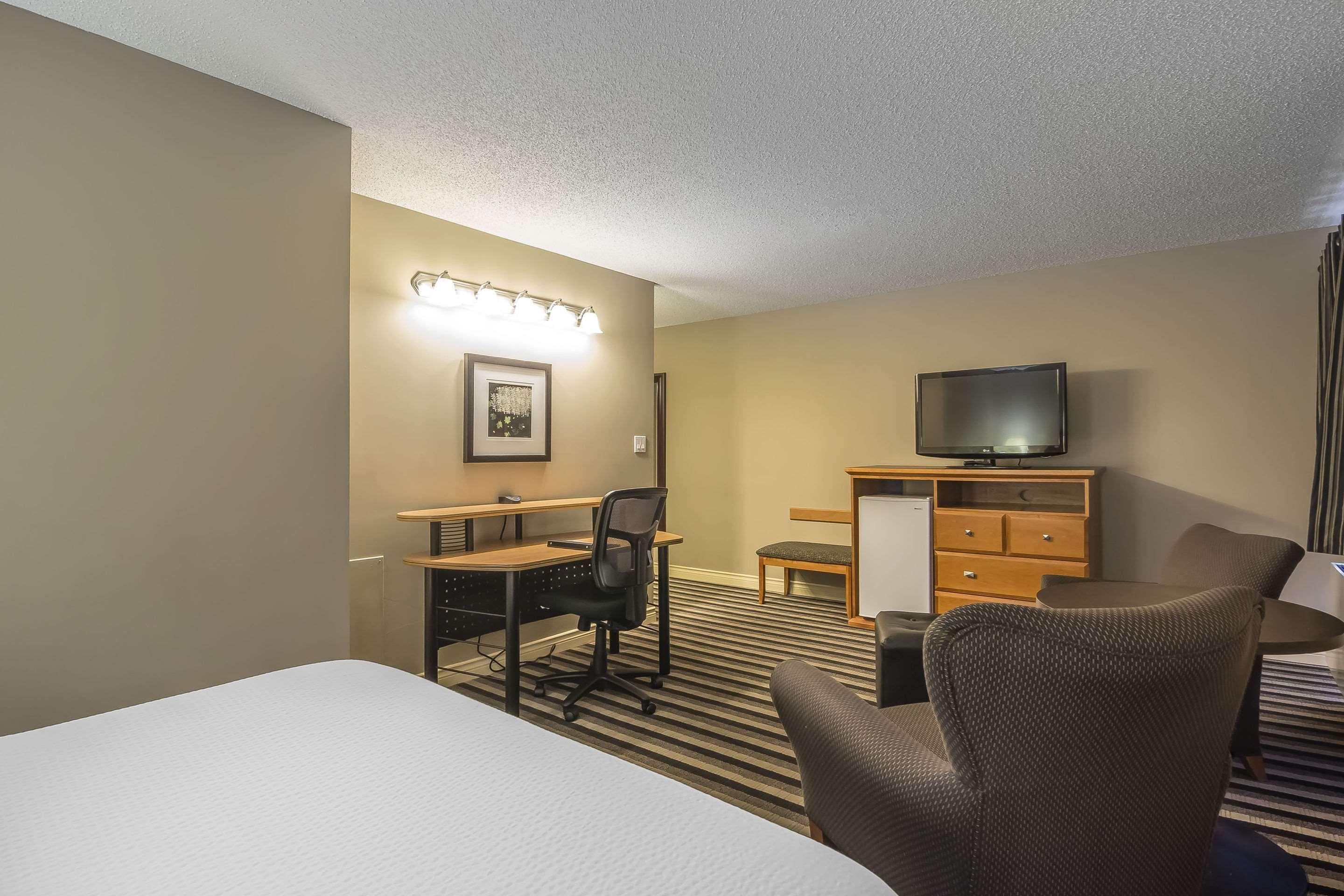 Quality Inn West Edmonton Luaran gambar