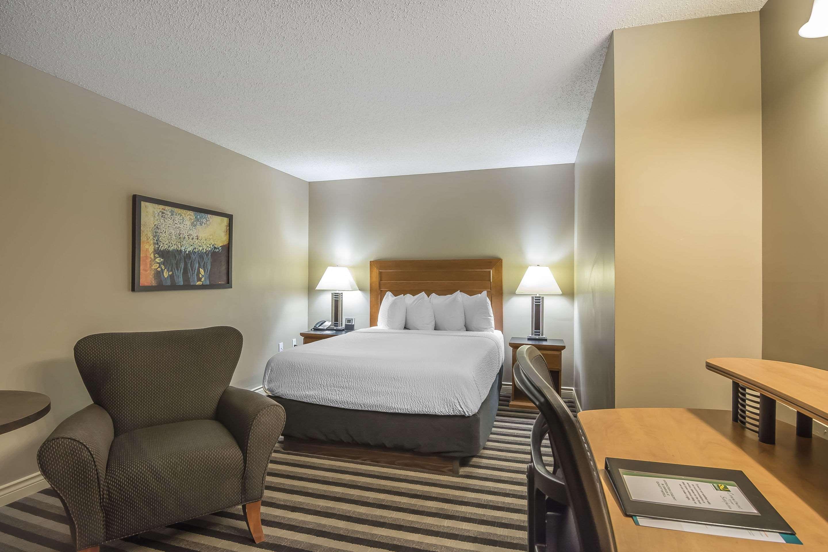Quality Inn West Edmonton Luaran gambar