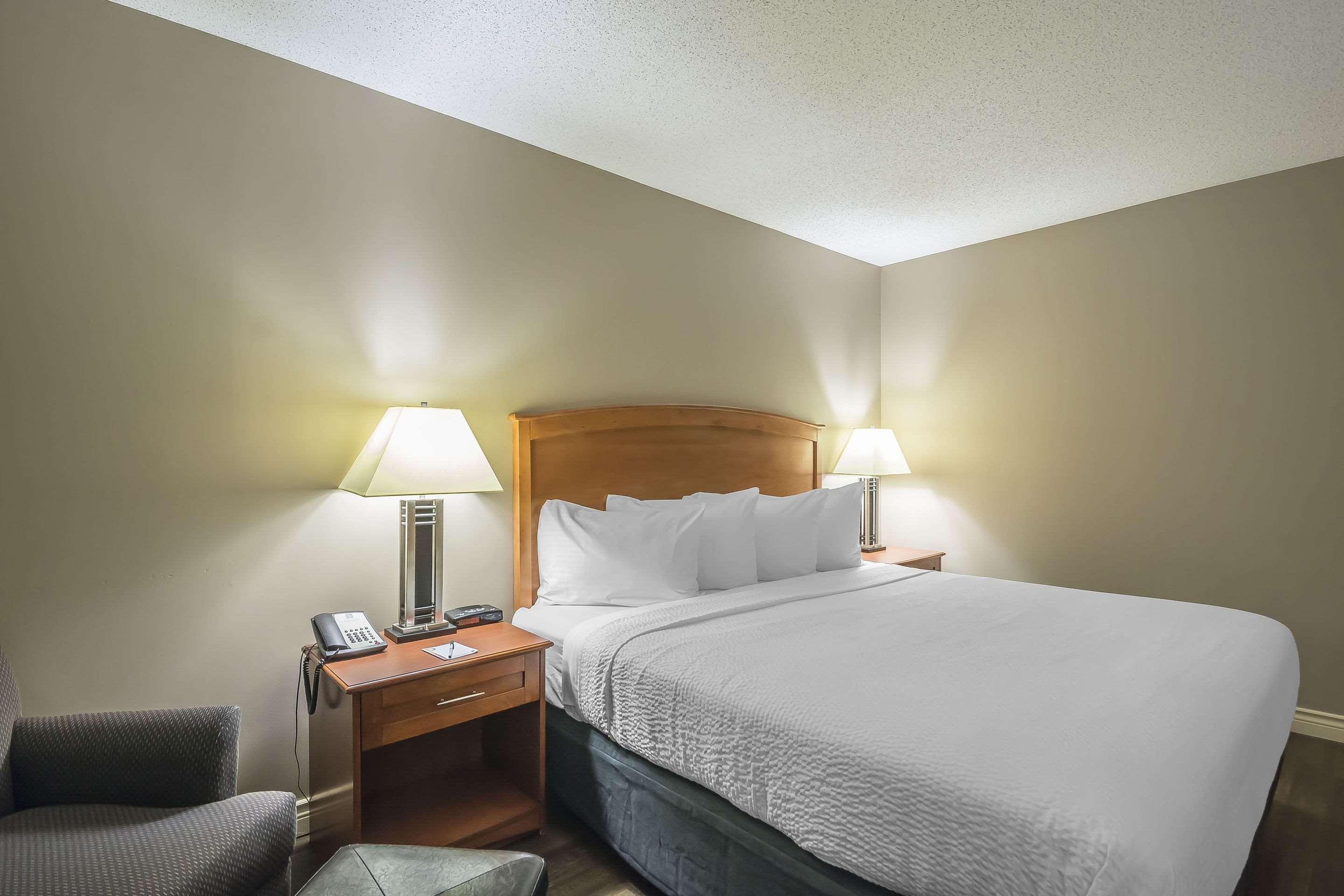 Quality Inn West Edmonton Luaran gambar