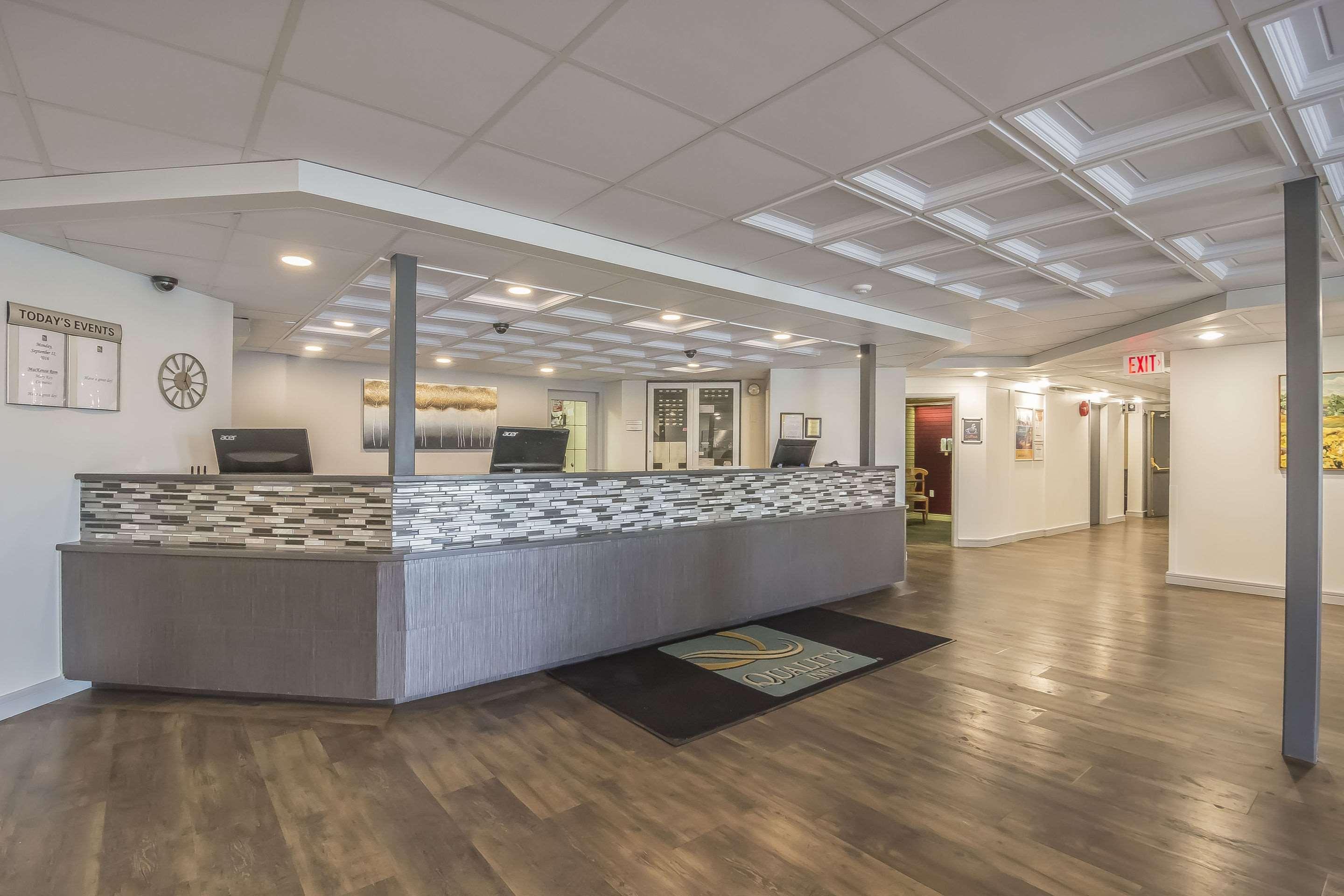 Quality Inn West Edmonton Luaran gambar