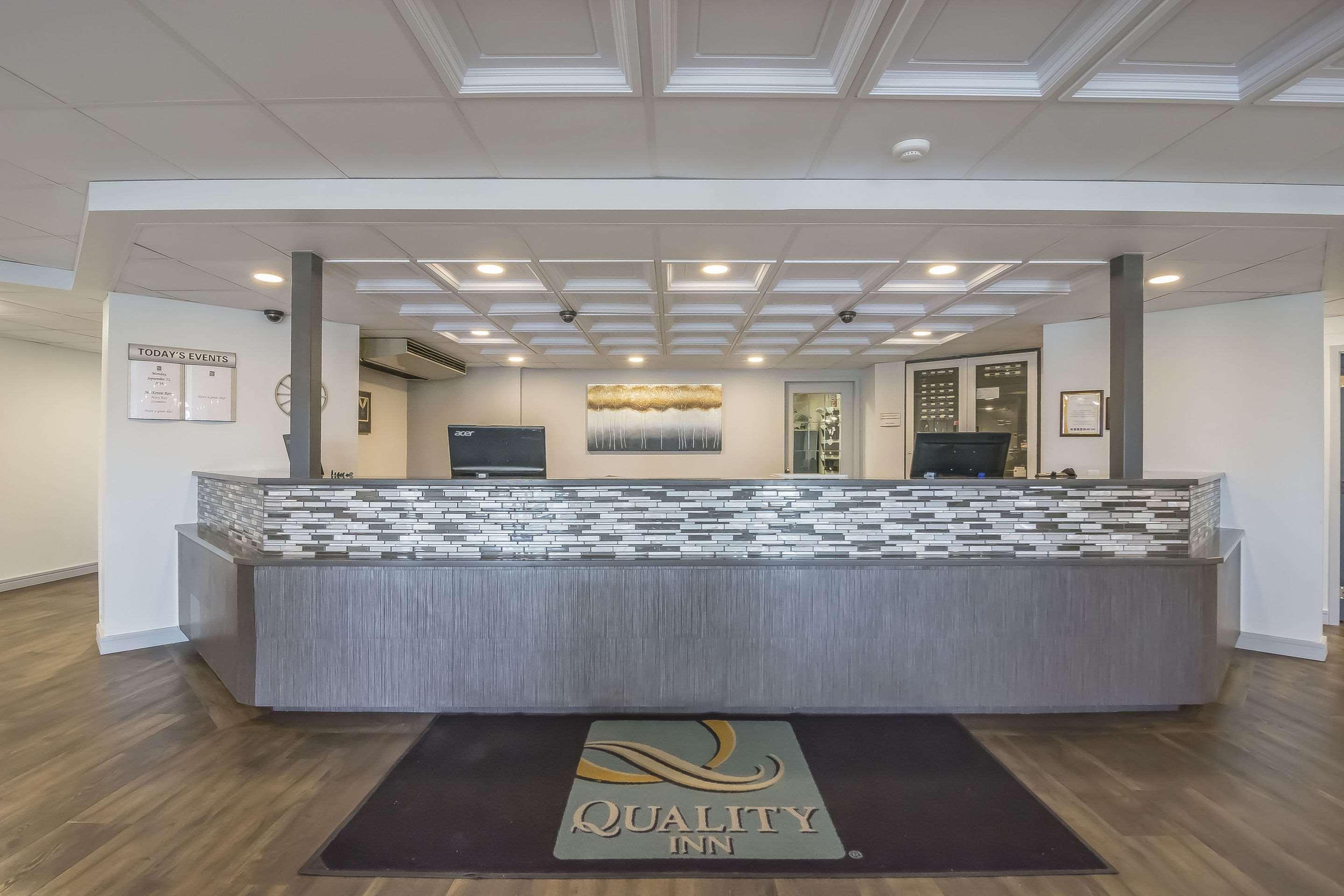 Quality Inn West Edmonton Luaran gambar