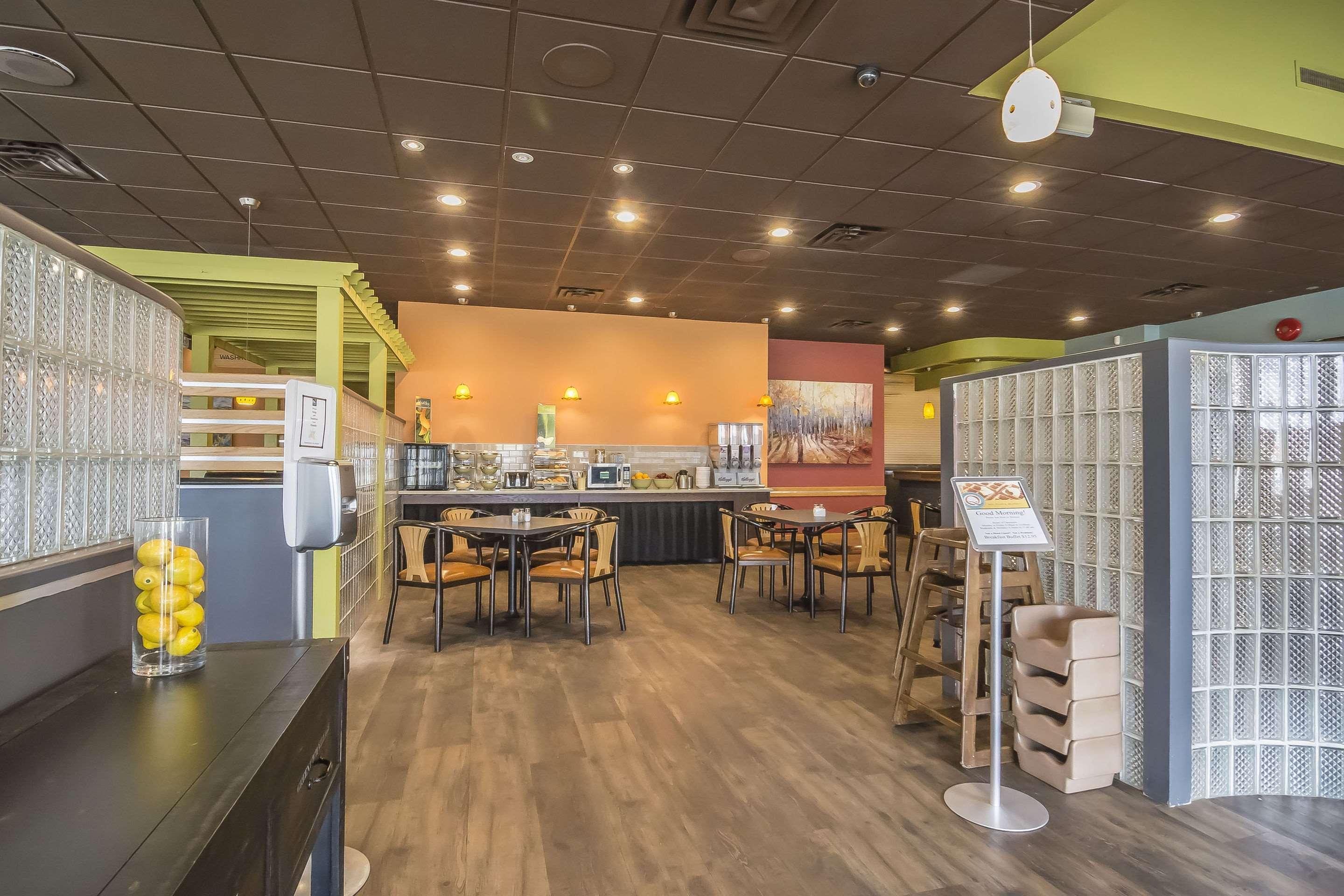 Quality Inn West Edmonton Luaran gambar